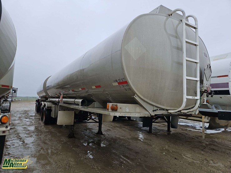 1980-westank-super-b-fuel-tank-trailer-image-2