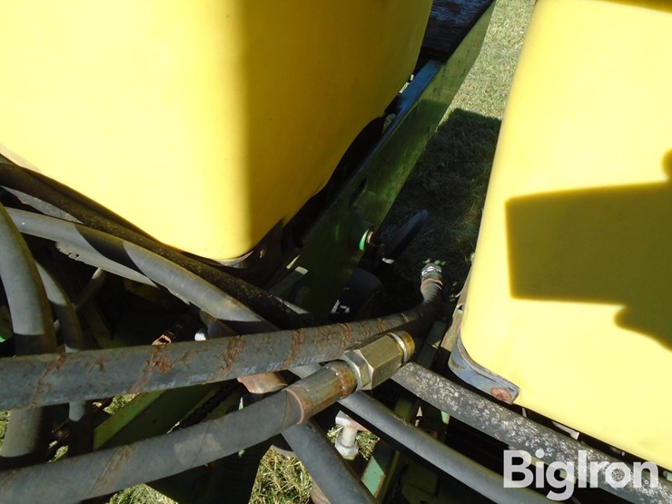 john-deere-7100-image-12