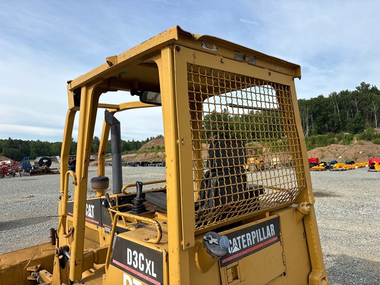 caterpillar-d3c-xl-image-9