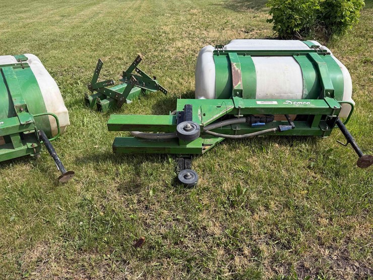 john-deere-saddle-tanks-image-6