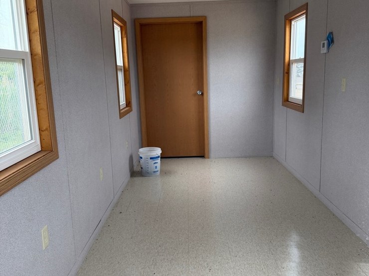 #1463-•-20'-container-office-image-13