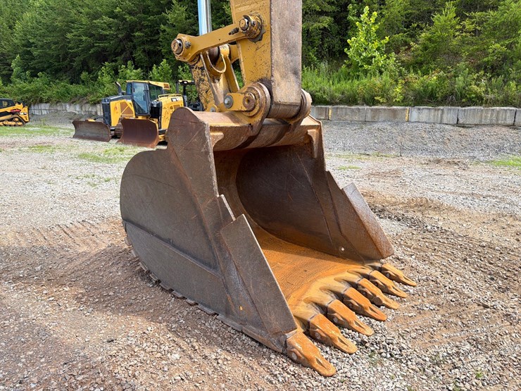 caterpillar-336el-image-12