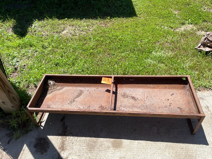 #7164-•-metal-feed-trough-image-2