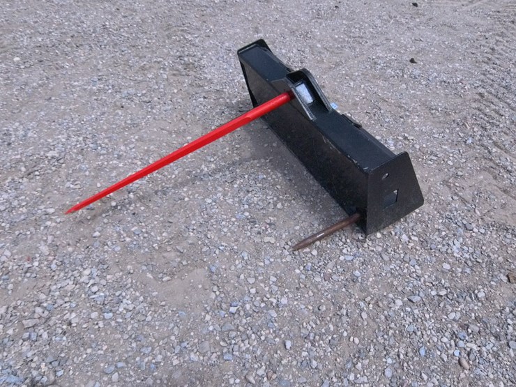 #2058-•-new-skid-steer-quick-attach-bale-spear-image-1