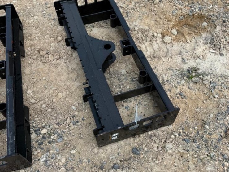 2026-wolverine-pff3-13-45w-pallet-fork-frame-image-2