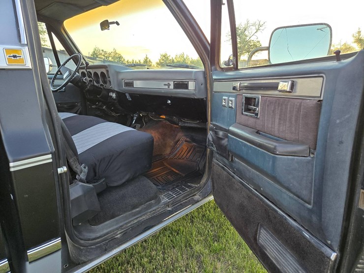1985-chevrolet-k20-image-18
