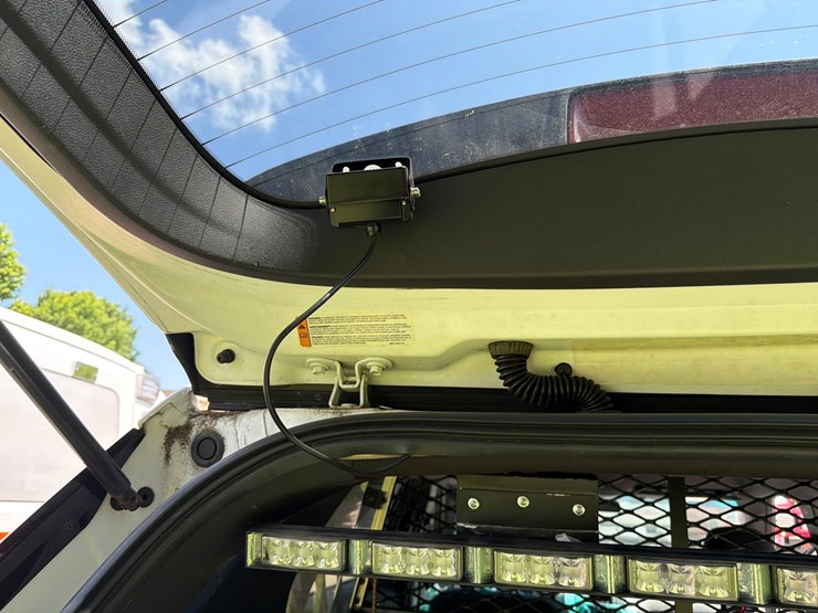 2012-ford-explorer-image-43