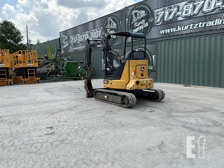 2022-deere-35g-image-2