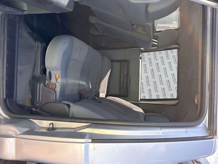 2011-ford-f350-image-23
