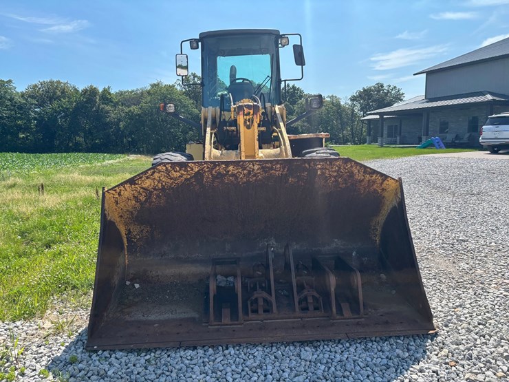 new-holland-lw170-image-6