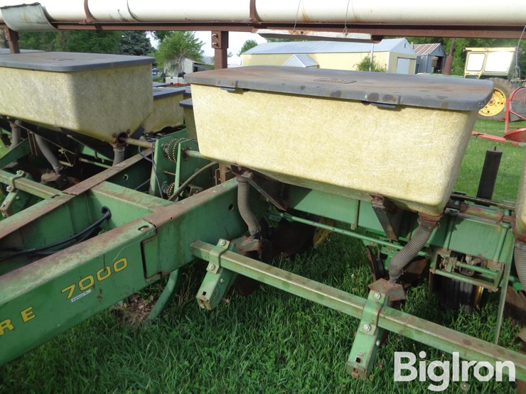 john-deere-7000-image-14