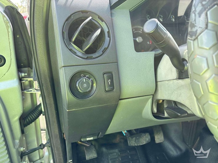 2011-ford-f350-image-18