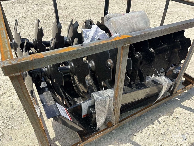 agrotk-skidsteer-disk-plow-attachment-image-4
