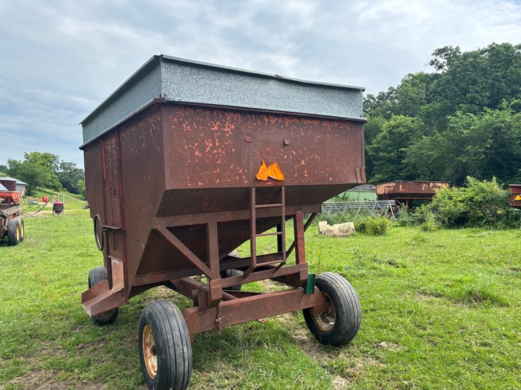 #2227-•-korhemel-industries-6072-gravity-wagon-image-3