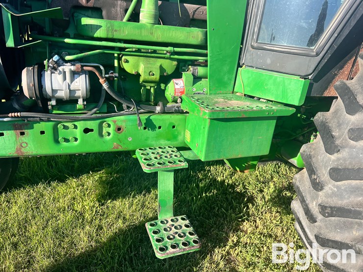 1983-john-deere-4450-image-13