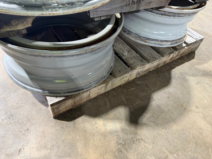 #1482-•-11r22.5-wheels-(lot-of-4)-image-4
