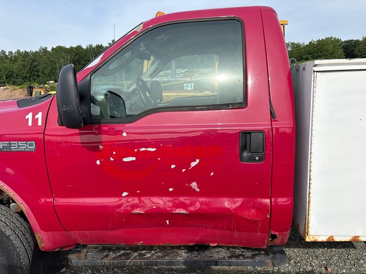 2003-ford-f350-image-16