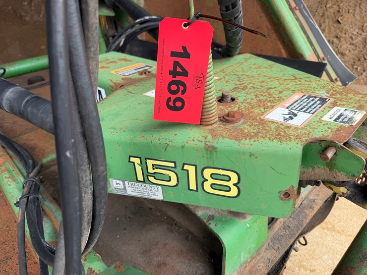 john-deere-1518-image-16
