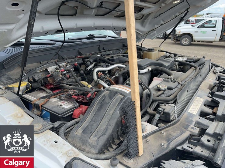2015-ford-f550-image-24