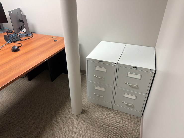 #3540-•-lot-of-office-furniture-|-located-in-st.-rose,-la-image-2
