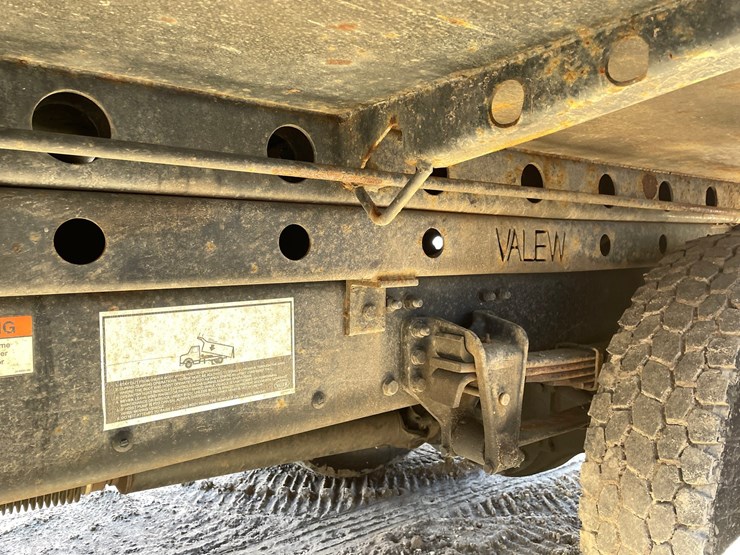 2002-caterpillar-3126-image-23