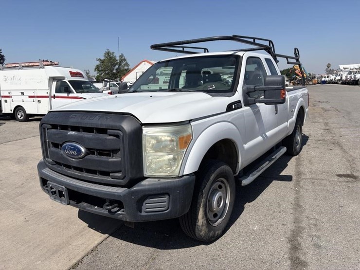 2011-ford-f250-image-1