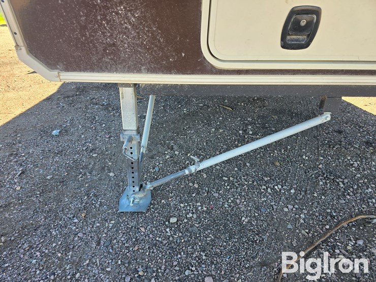 2015-forest-river-columbus-340rk-5th-wheel-camper-image-13