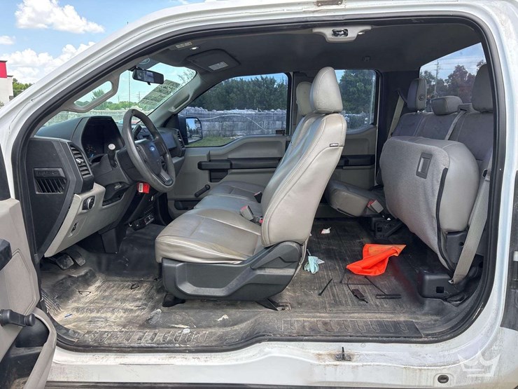 2017-ford-f150-image-11