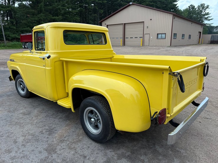#1378-•-1957-mercury-m100-custom-cab-pickup-truck-image-3