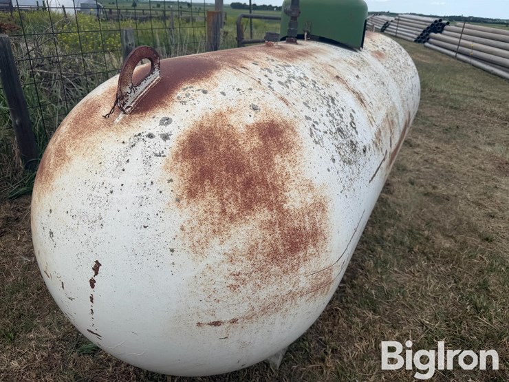 500-gal-propane-tank-image-9
