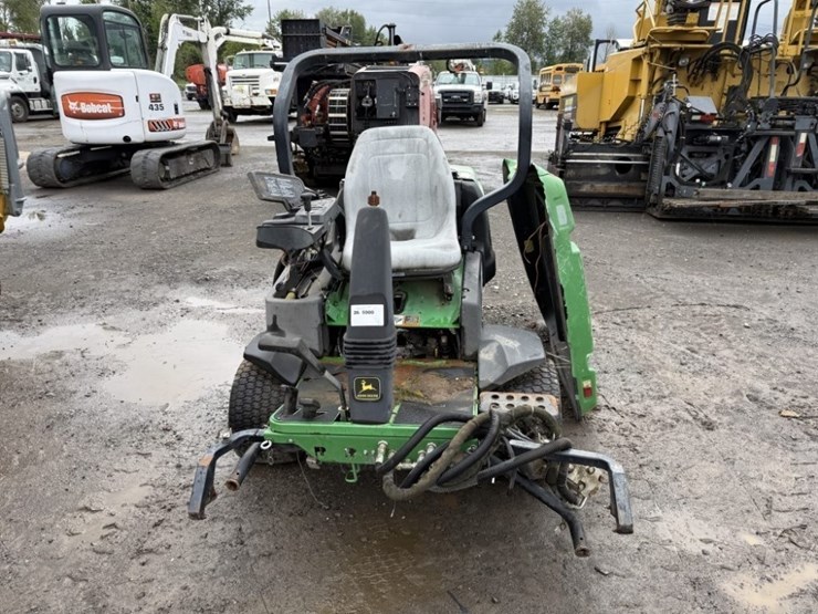 john-deere-2500-image-6