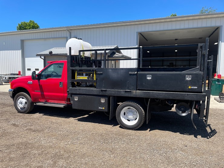 2001-ford-f550-image-12
