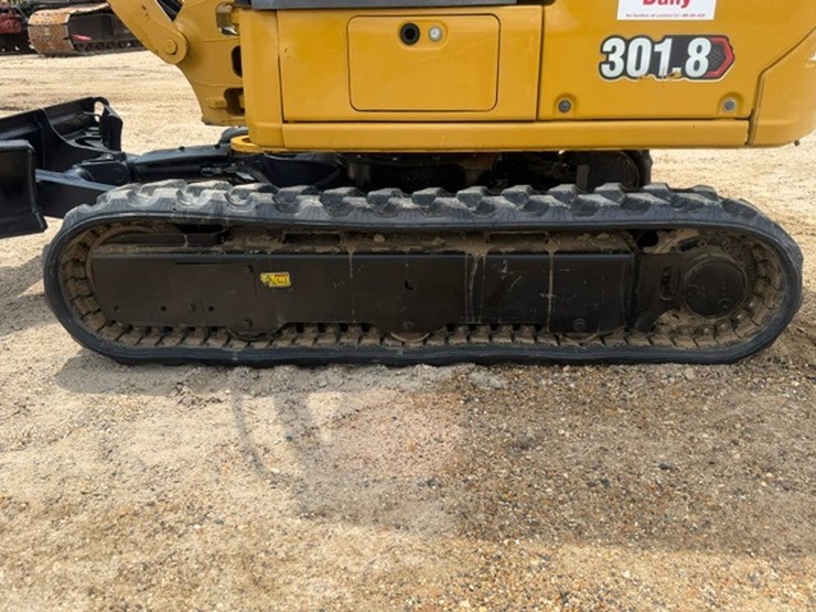 caterpillar-301.8-image-22
