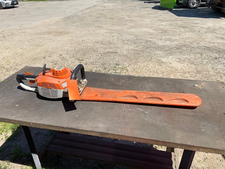 #7187-•-stihl-hs-46-c-hedge-trimmer-image-1