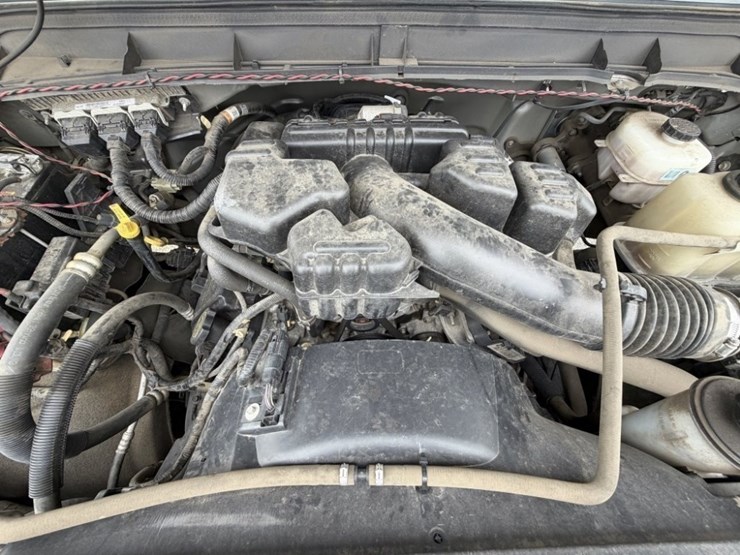 2014-ford-f350-sd-image-13