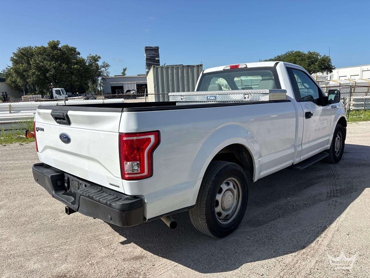 2016-ford-f150-image-3