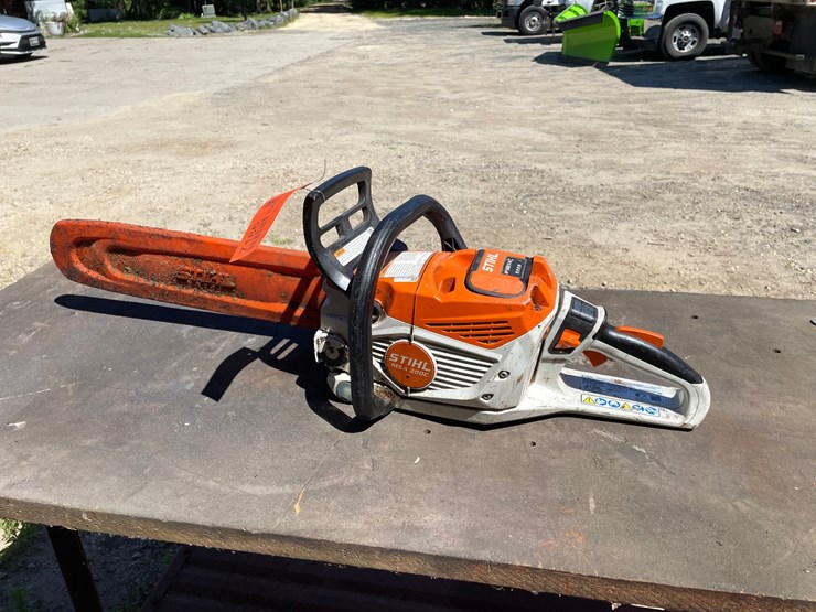 #7186-•-stihl-msa-300-c-electric-chainsaw-image-3
