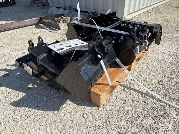 agt-mini-excavator-attachment-image-3