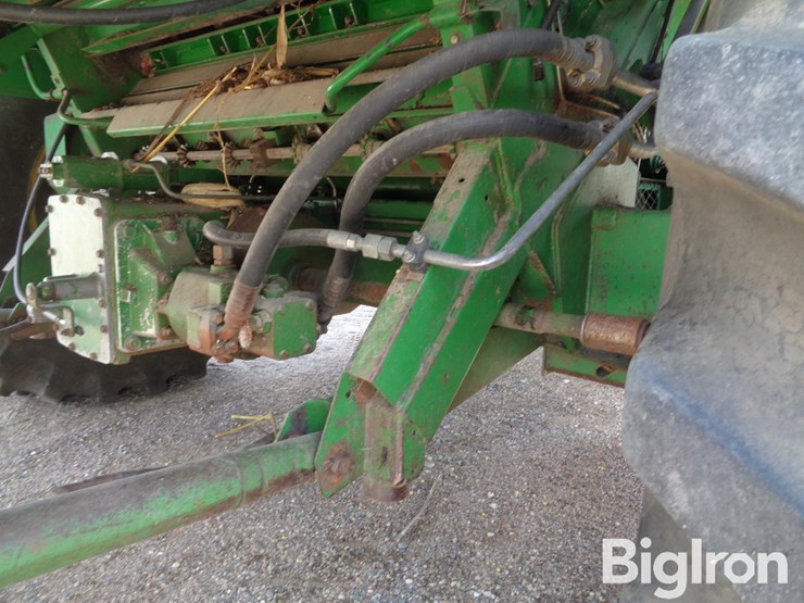 1990-john-deere-9500-image-13