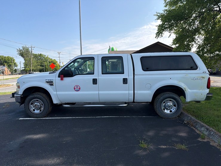 2008-ford-f250-xlt-image-2