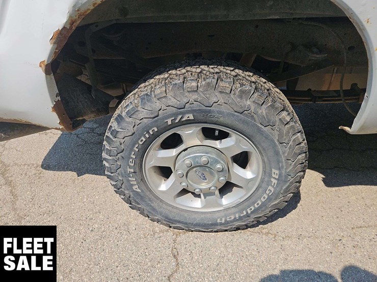 2015-ford-f350-image-12