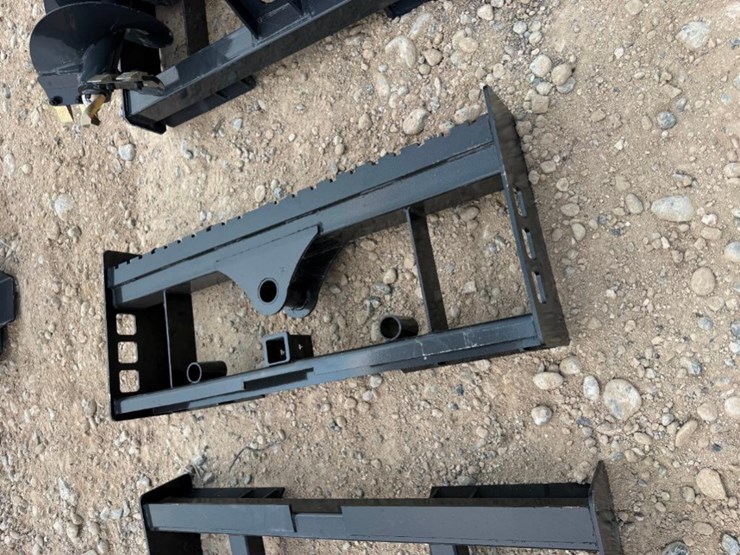 2026-wolverine-pff1-13-45w-pallet-fork-frame-image-1