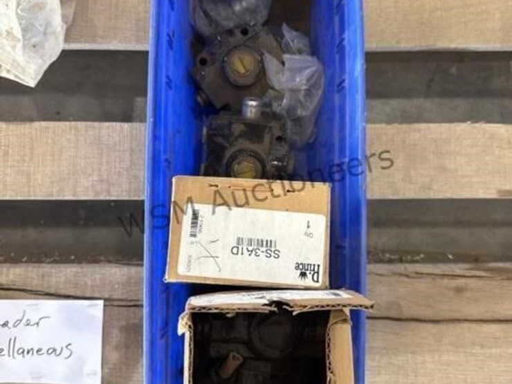 versa-spreader-trailer-misc-parts-image-5