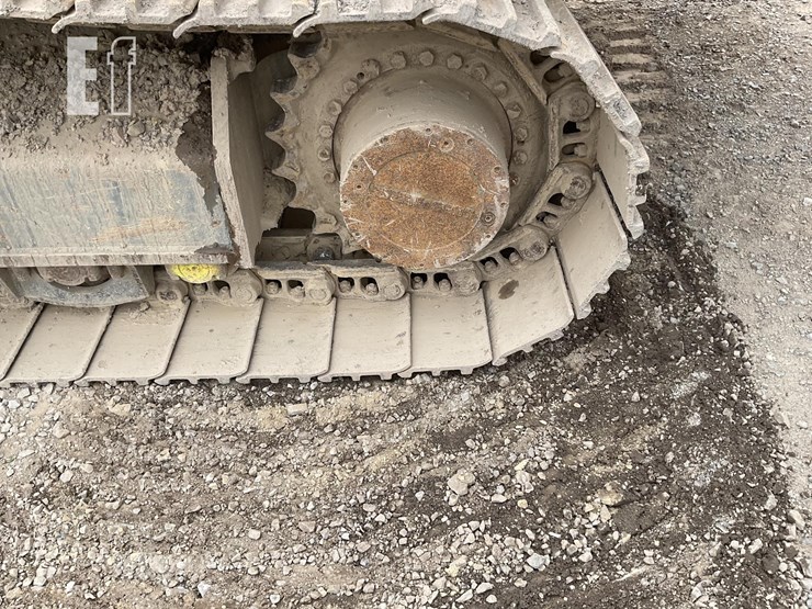 2016-liebherr-r946-lc-image-9