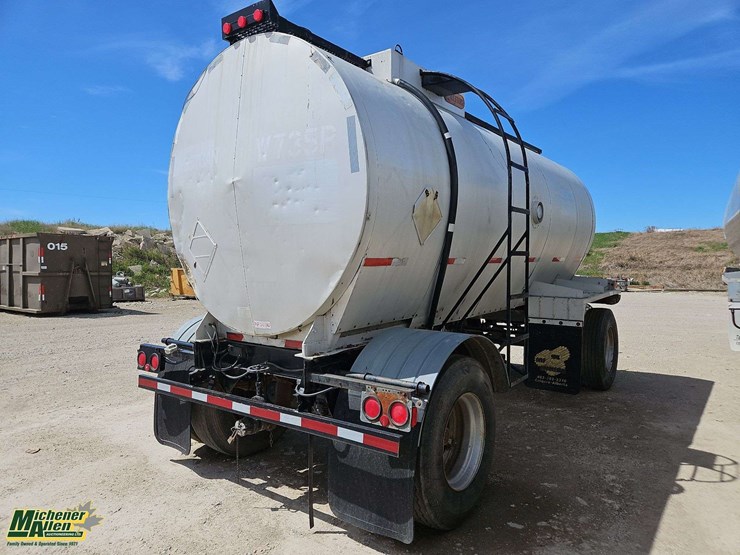 pup-tank-trailer-image-4