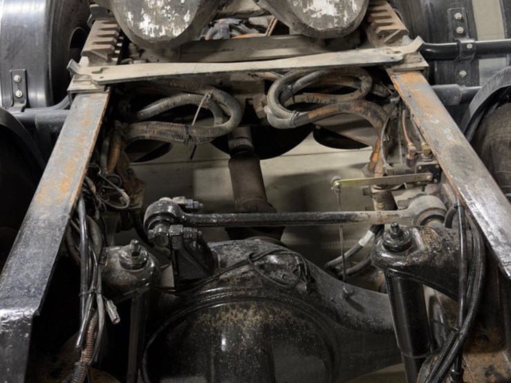 peterbilt-379-image-6