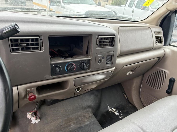 2004-ford-f250-image-22