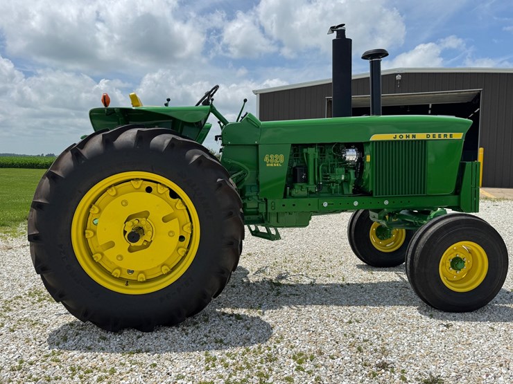 john-deere-4320-image-7
