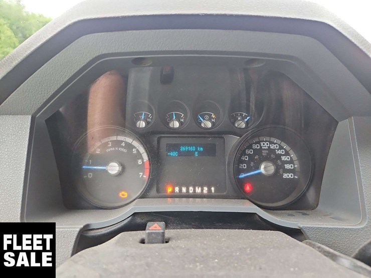 2015-ford-f350-image-27