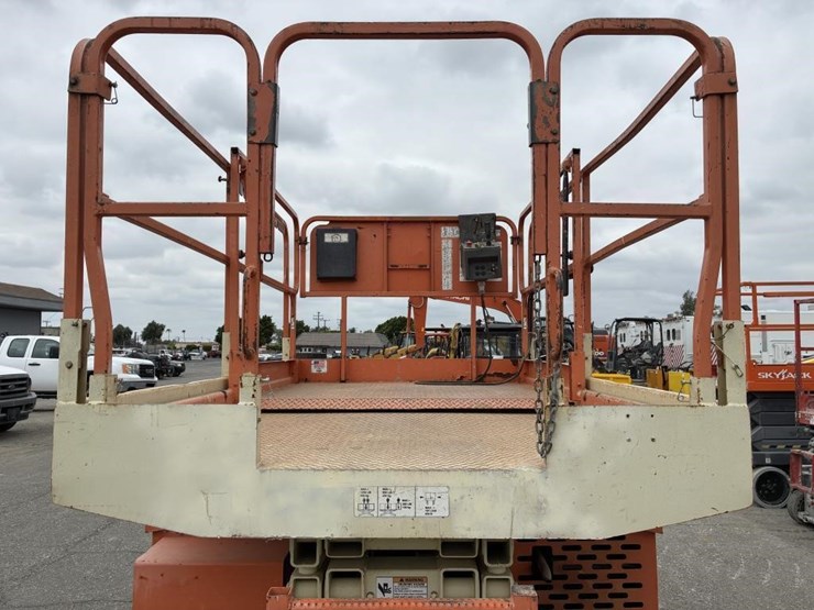 2002-jlg-260mrt-image-7